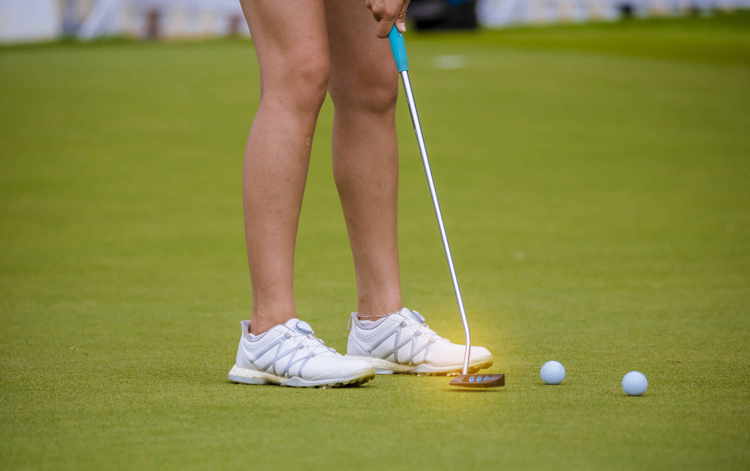 cool womens golf shoes