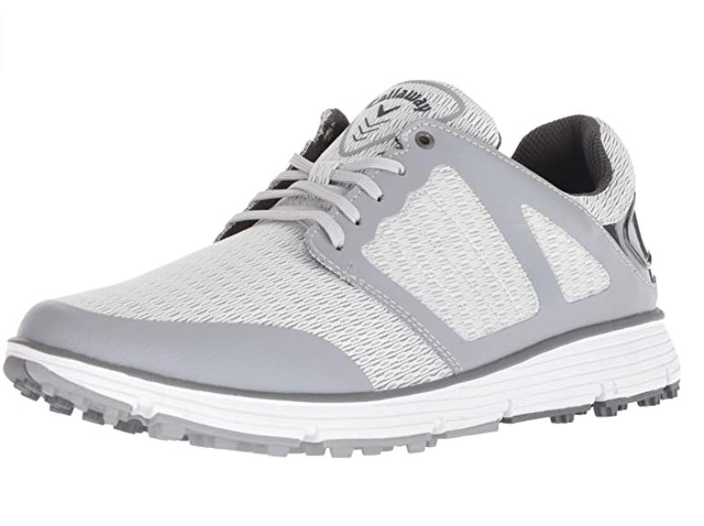 Pros And Cons Of Spikeless Golf Shoes - The Expert Golf Website